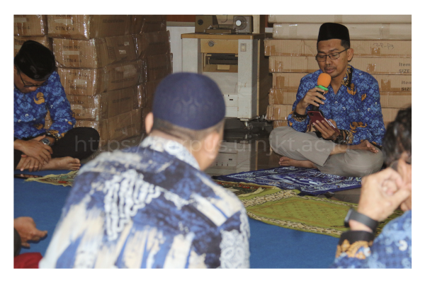 Isian Berita - 19 Februari 2026 -  Innamal A&rsquo;malu bin Niyyat Hadits Singkat Ini Bikin Kita Mikir Ulang!