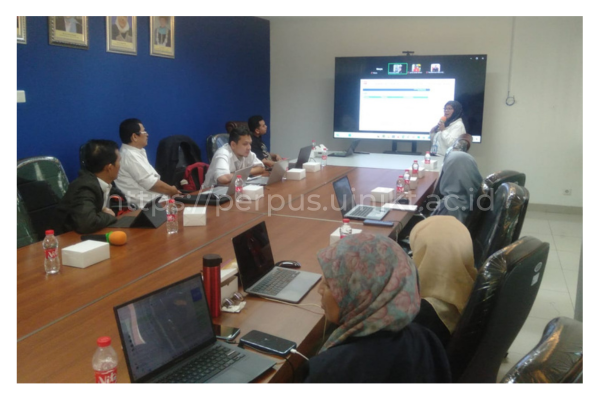 Isian Berita - Ingin Publikasi Ilmiah Lebih Berkualitas Sivitas Akademika Dibekali Analisis Bibliometrik
