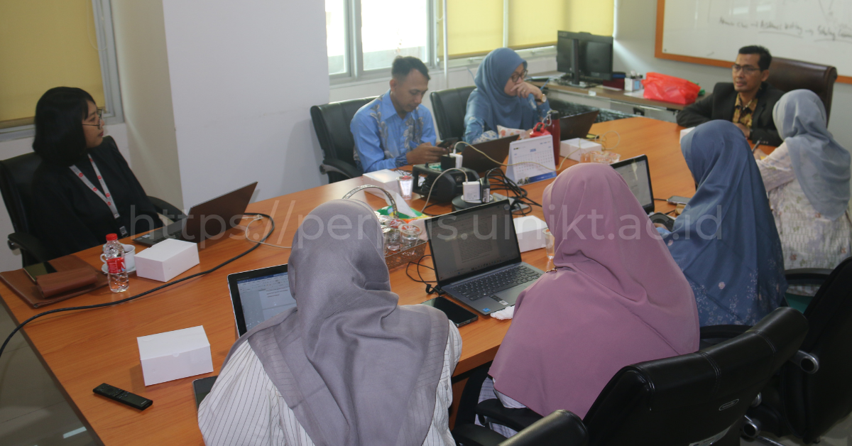 Isian-#Berita_Gambar_ UIN Jakarta Press Gandeng Penerbit BRIN, Bongkar Karya Ilmiah Menjadi Buku Berkualitas (2)