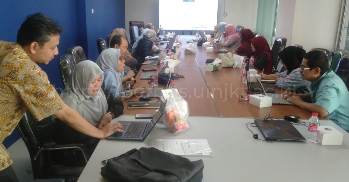 Isian #Berita_Gambar_ UIN Jakarta Perkuat Kompetensi Publikasi Ilmiah Sivitas Akademika (3)