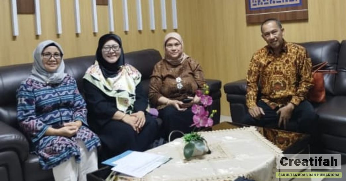 اتحاد اللغويات FAH UIN جاكرتا يعقد مؤتمرًا حول موضوع FGD “خريطة بحثية لغوية ذات تأثير عالمي”