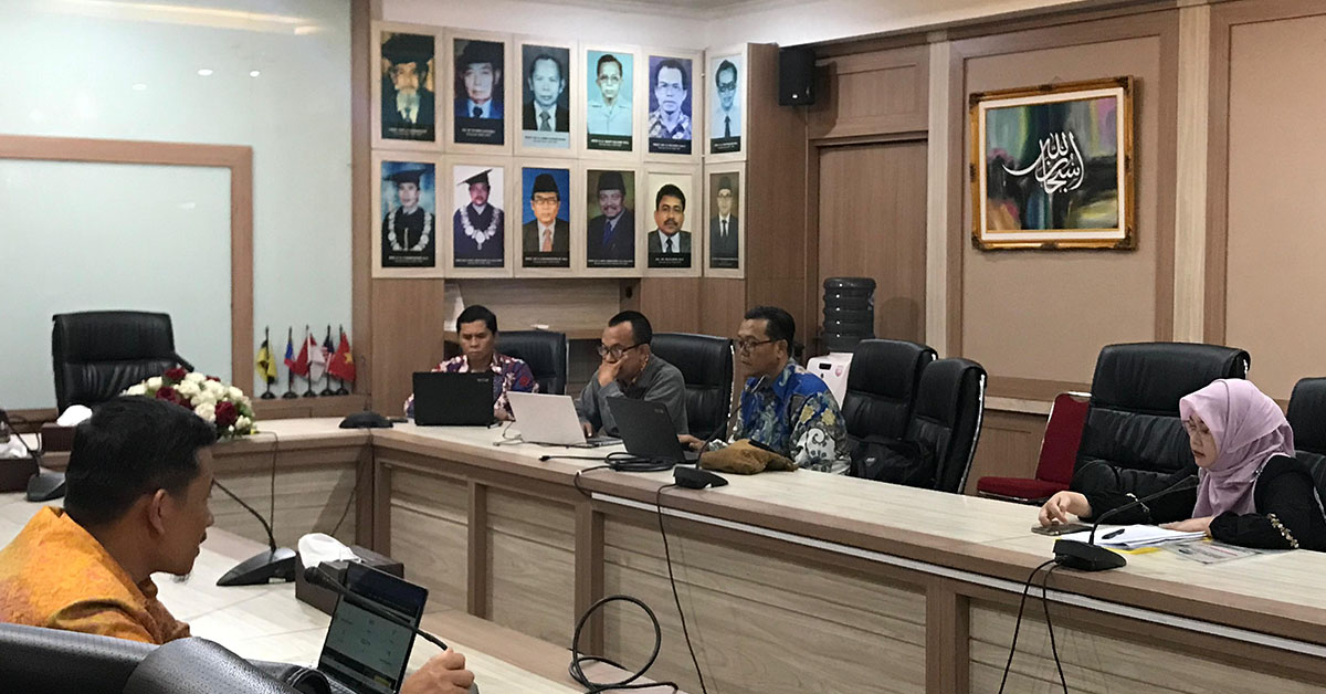 LPM Dampingi Proses Persiapan Submit Borang Prodi S3 Hukum Islam 