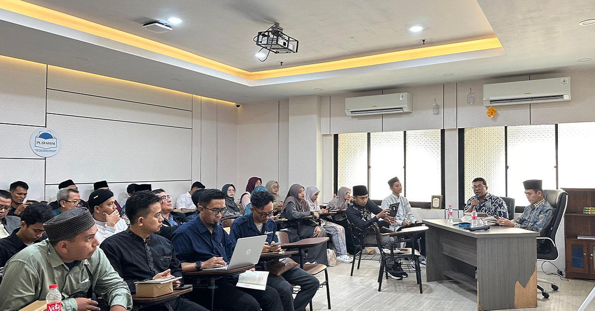 PUSFAHIM FSH UIN Jakarta Luncurkan Program Fatwa Insight, Diikuti Ratusan Peserta Luring dan Daring