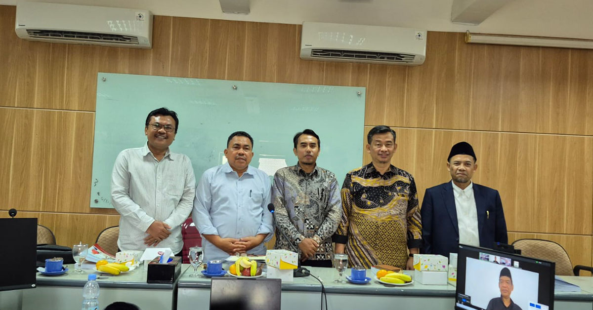 Dekan FSH UIN Jakarta Jadi Penguji Disertasi Pariwisata Halal Lombok Barat: Membedah Branding dan Paradoks Syariah dalam Pariwisata
