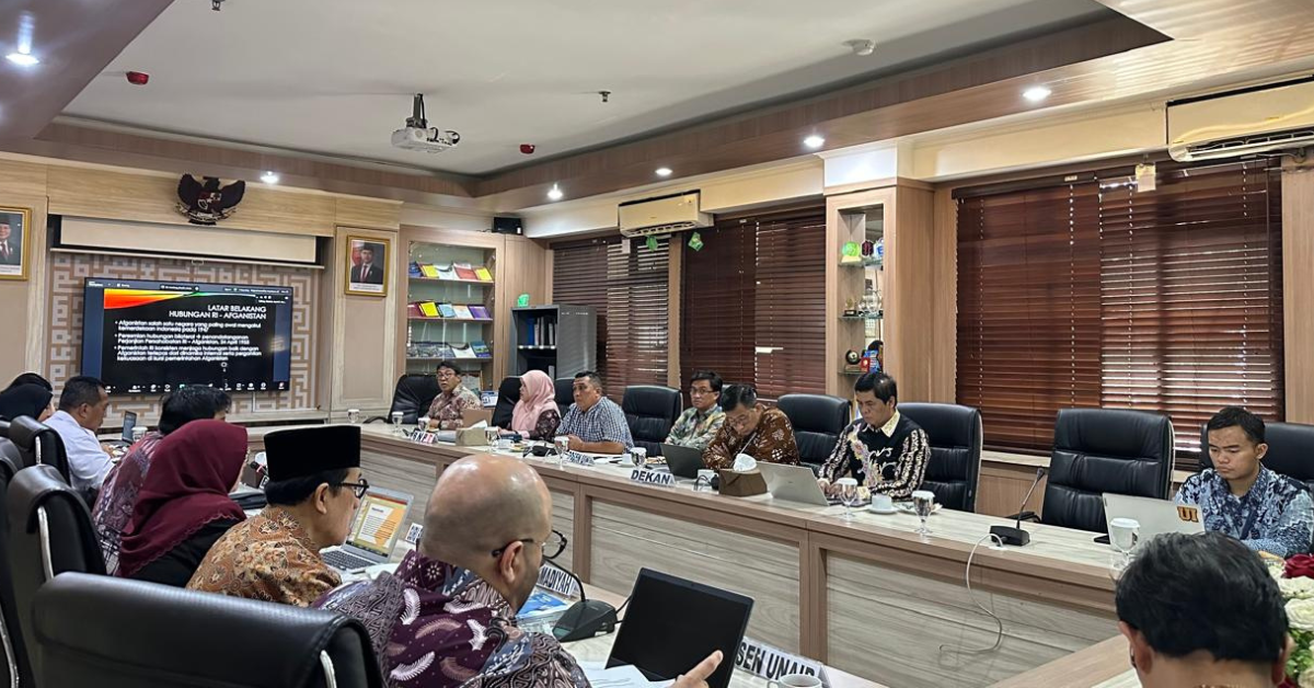 FSH UIN Jakarta dan Kementerian Luar Negeri Gelar Policy Lab Bahas Strategi Indonesia terhadap Afghanistan dan Isu Perempuan di Era Taliban