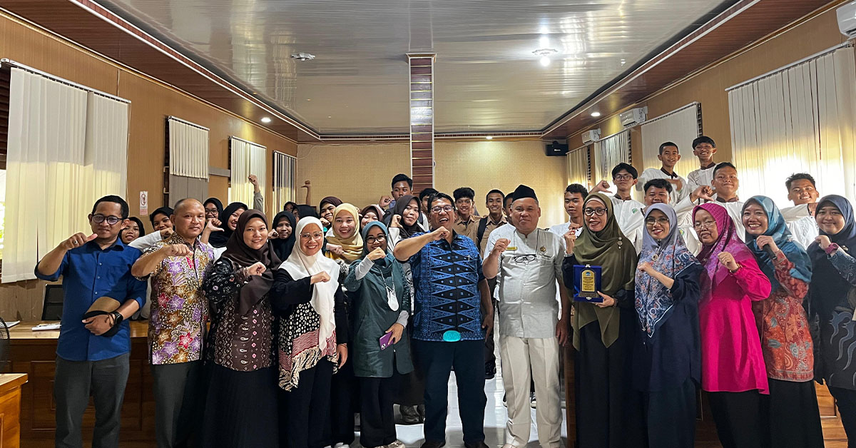 Civitas Akademika FSH UIN Jakarta Gelar Sosialisasi dan Promosi di MAN 1 Indramayu