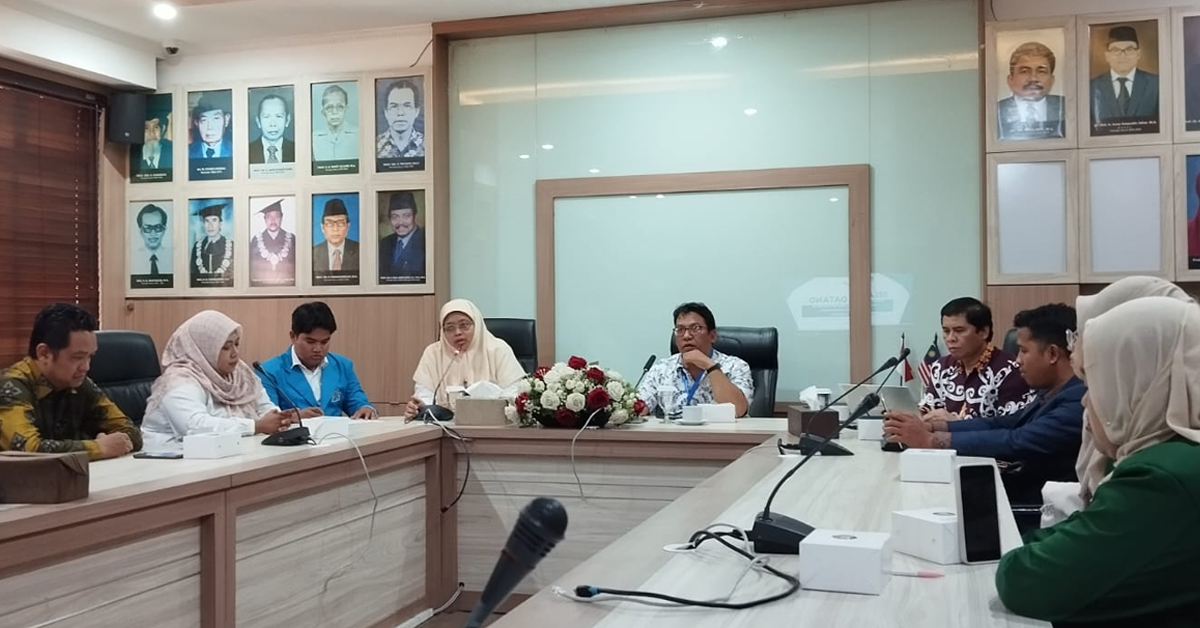 FSH UIN Jakarta Terima Kunjungan Mahasiswa Program Internasional Fakultas Syariah dan Hukum UIN Sunan Kalijaga