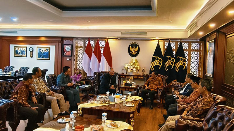 menkum2