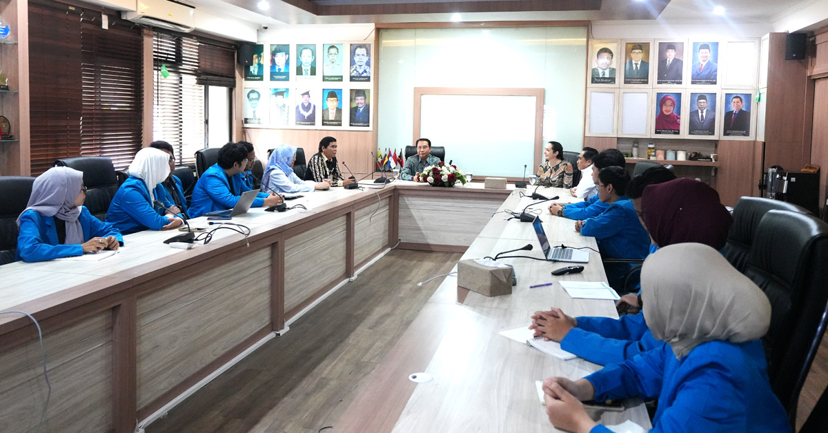 Fakultas Syariah dan Hukum Gelar Kuliah Tamu Internasional Bersama Prof. Melissa Crouch dari Melbourne University, Australia