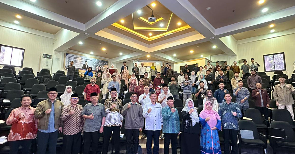 FSH UIN Jakarta Welcomes New Postgraduate Students through Stadium General and Odd Semester Orientation 2026/2027