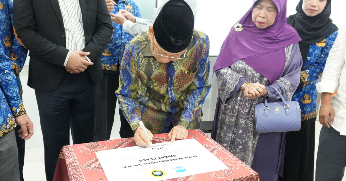 FSH UIN Jakarta Perkuat Fasilitas Pembelajaran melalui Pengembangan Smart Class