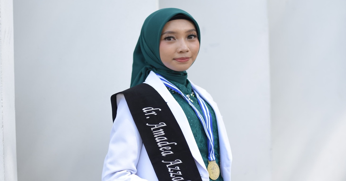 Lecturer