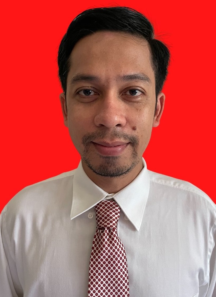 Lecturer