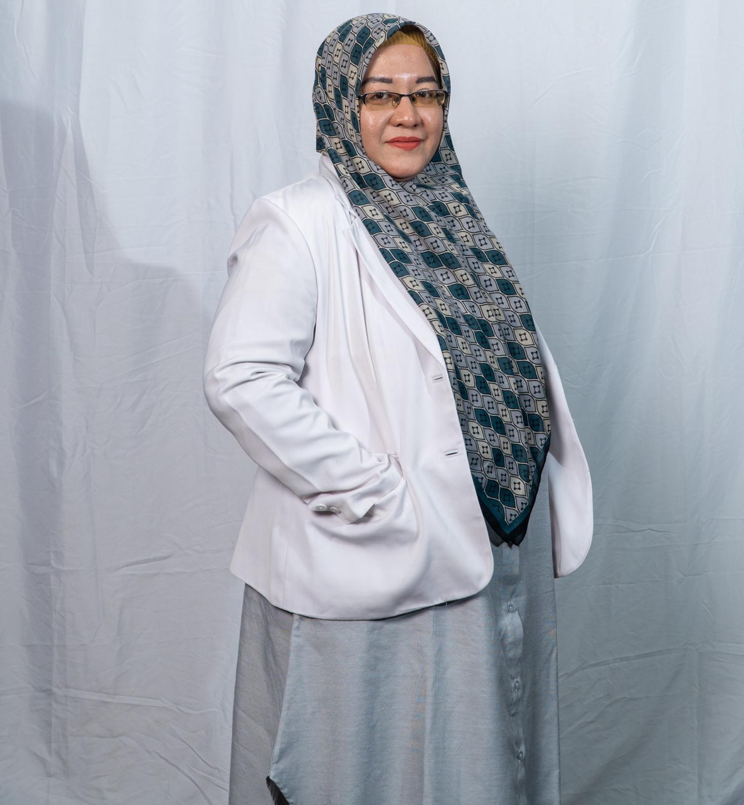 Lecturer