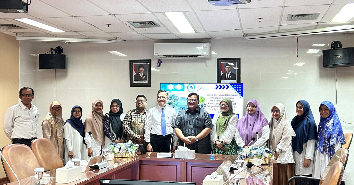 FK UIN Jakarta dan P2B Resmikan Kerja Sama Pengelolaan Medicanteen 