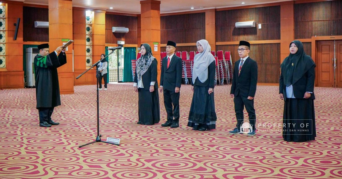 UIN Syarif Hidayatullah Jakarta Gelar Pelantikan dan Pengambilan Sumpah Jabatan Pejabat Administrator