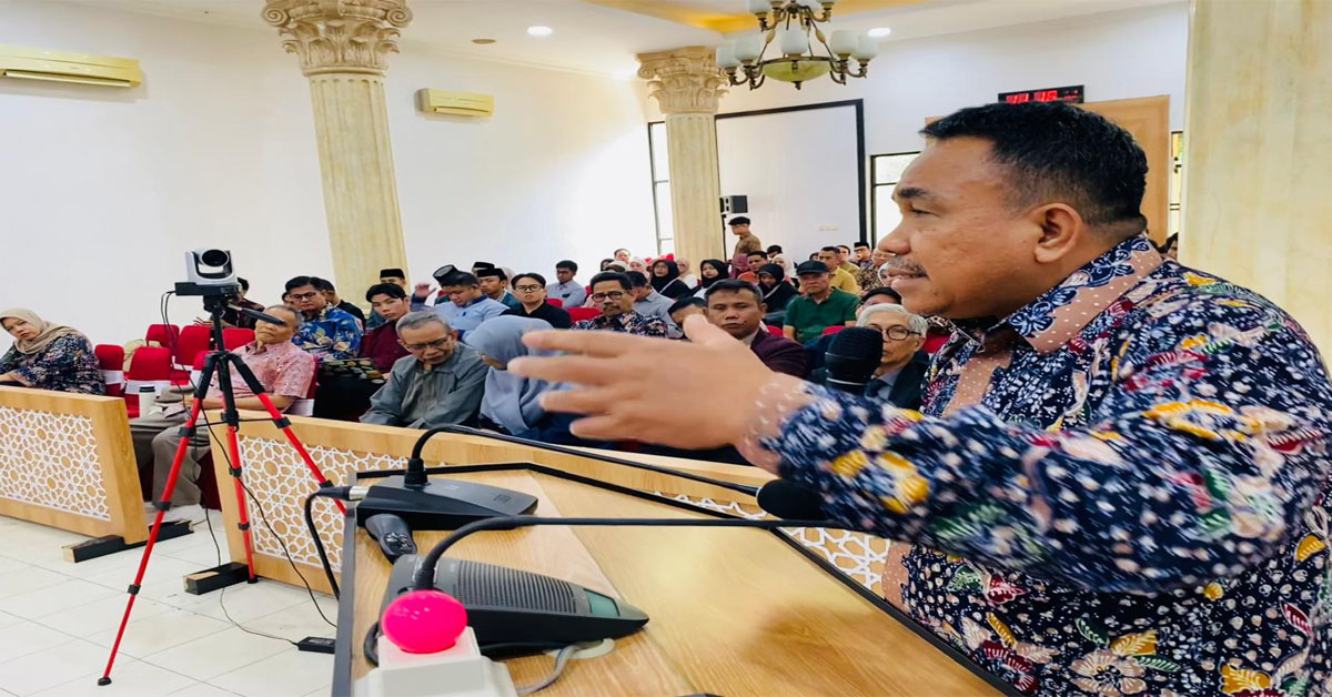 Studium Generale dan Bedah Buku Republik Islam Iran spsuinjkt 6