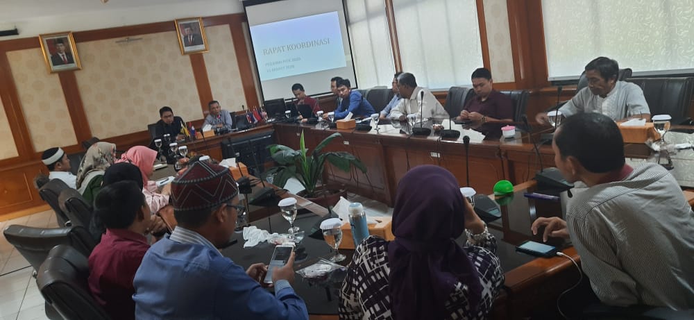Tingkatkan Kualitas Layanan, FITK Gelar Rapat Koordinasi Pegawai