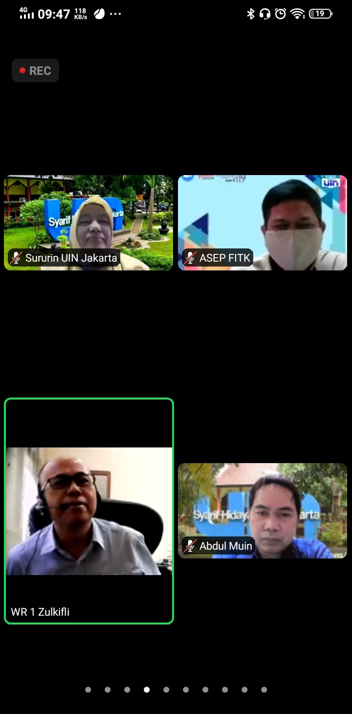 RAPAT JELANG PERKULIAHAN SEMESTER GENAP, DEKAN BERIKAN FITK AWARDS
