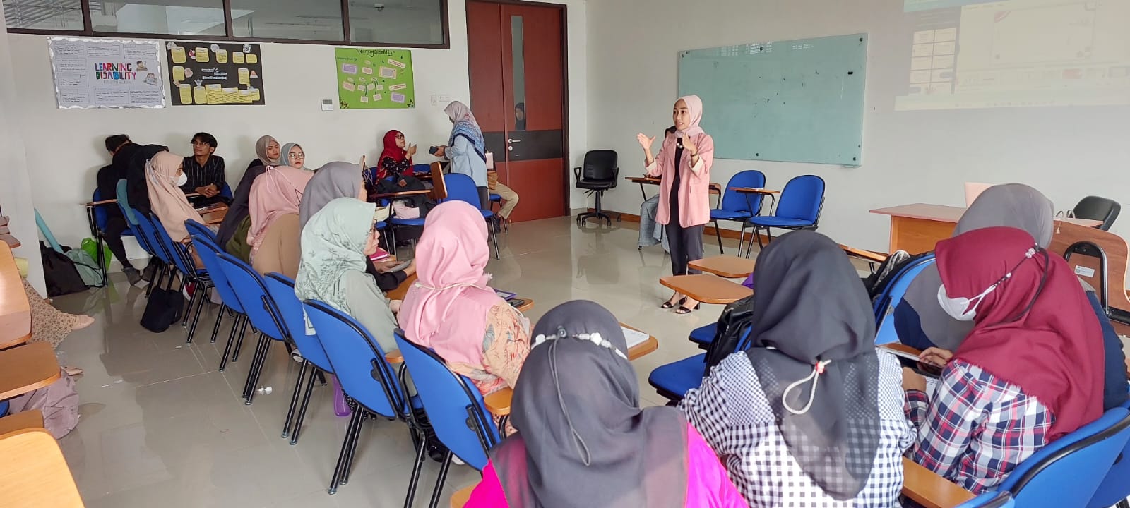 Hari Kedua Asesmen Lapangan LAMDIK di Prodi PIAUD FITK UIN Jakarta