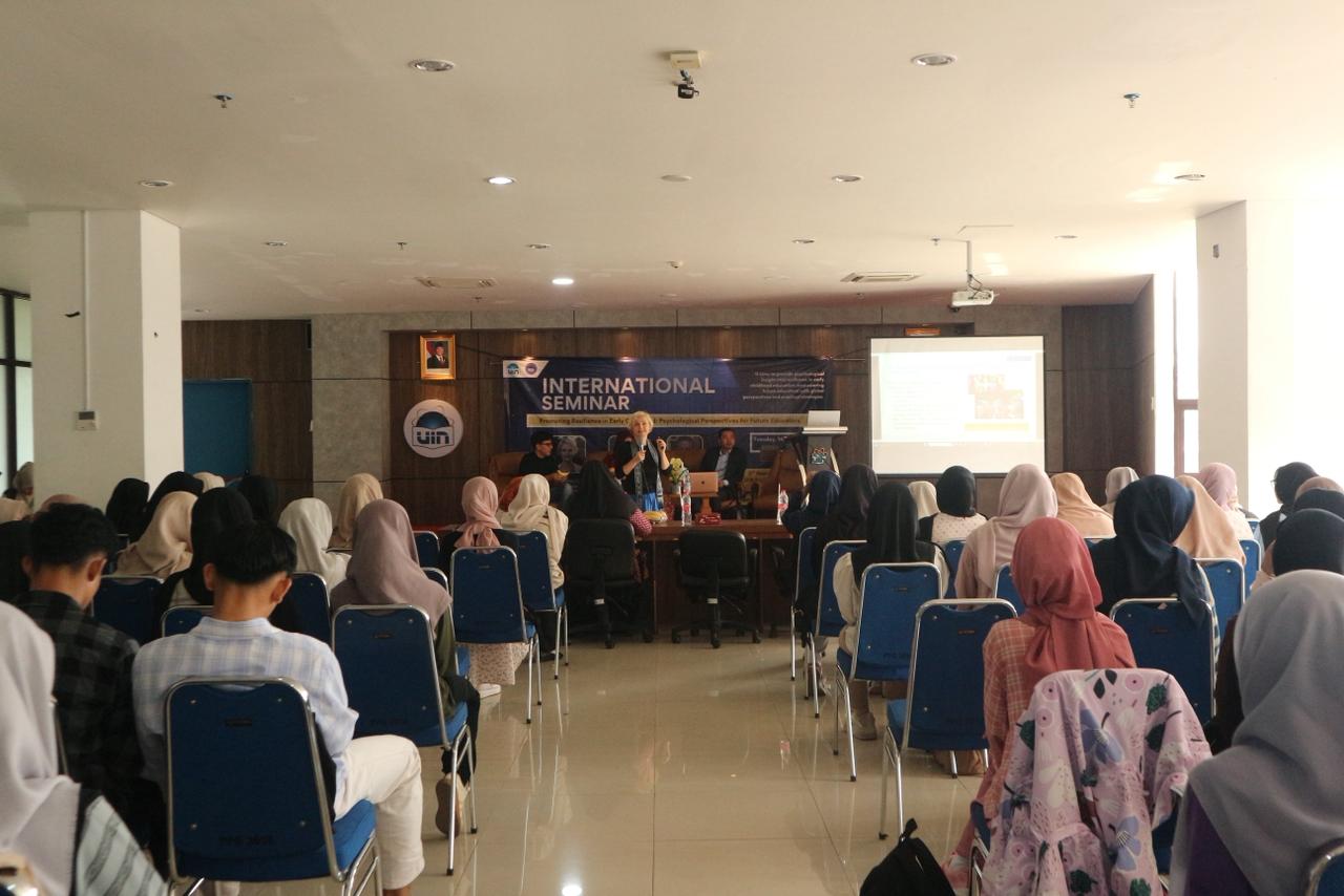 PROMOTING RESILIENCE IN EARLY CHILDHOOD (8)