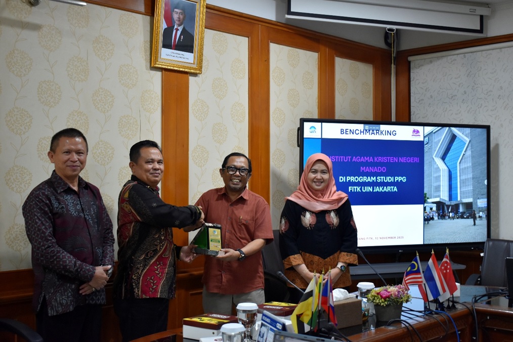 Benchmarking IAKN Manado dan UIN Jakarta3