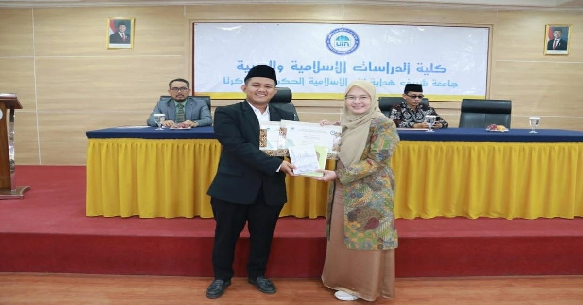 Kajian Eutanasia Antarkan Ahmad Irvan Maulana Raih Predikat Wisudawan dan Penulis Terbaik