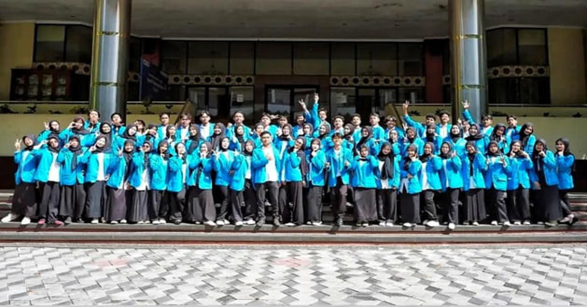 Membangun Kedekatan, FORMABI-KIP Sambut Anggota Baru Lewat Makrab "FORMABI on Vacation" 