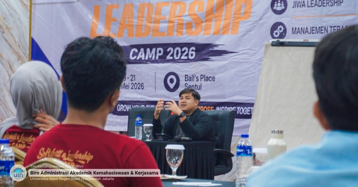  Muhammad Zaky Al-Mubarak, S.Sos Kupas Strategi Manajemen Terapan di Leadership Camp Ormawa UIN Jakarta