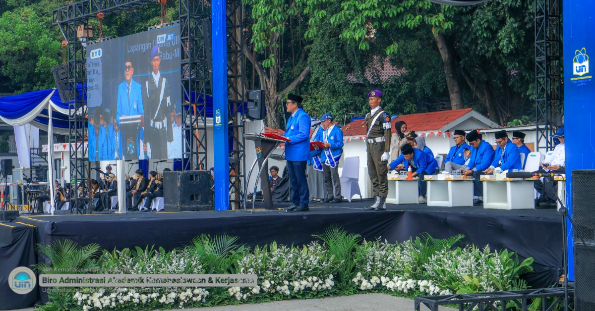 Rektor Tekankan Cerdas Berteknologi dan Bijak Bersikap kepada Mahasiswa Baru