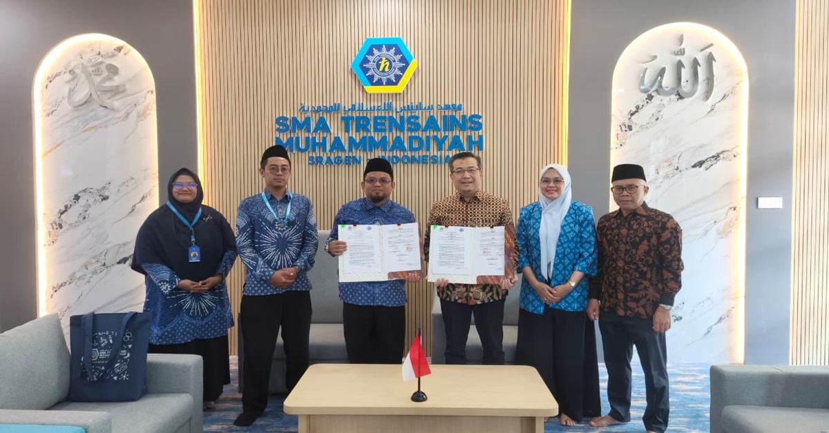 UIN Jakarta dan SMA Trensains Muhammadiyah Sragen Perkuat Sinergi Pendidikan melalui MoU dan PKS