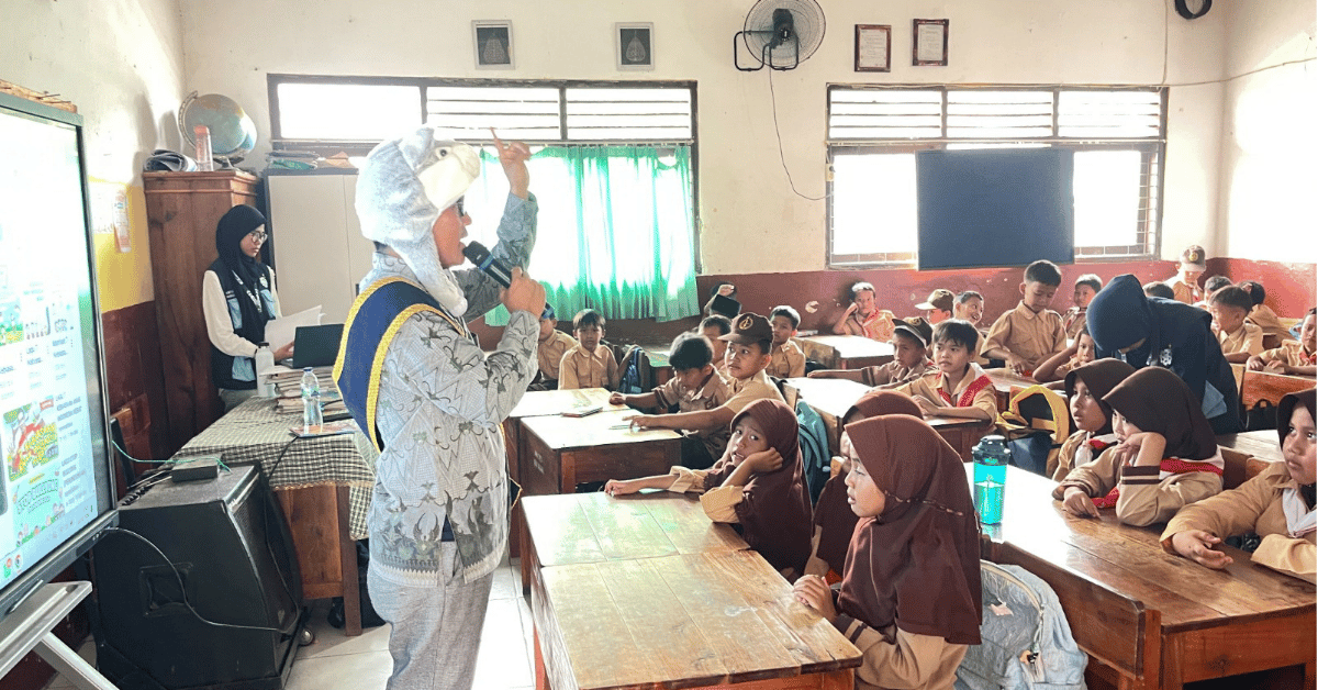 KKN 302 Vektara UIN Jakarta Gandeng Duta Baca Kota Tangerang Tingkatkan Minat Literasi Siswa SD Negeri Bugel