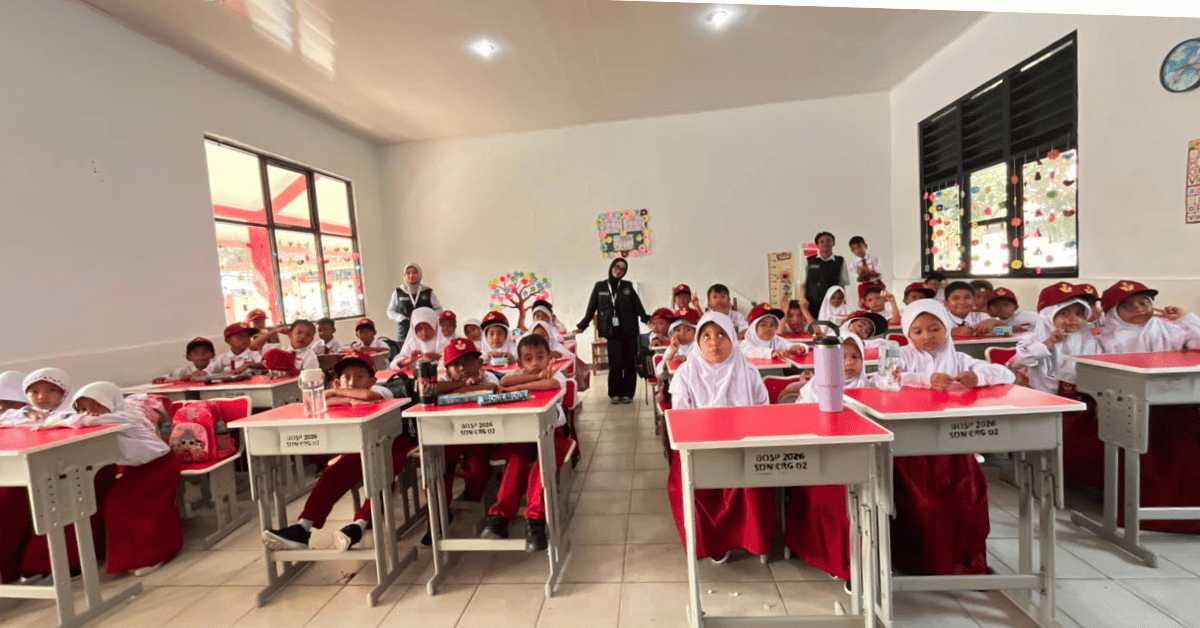 Menanam Cita-Cita Sejak Dini: Future Corner Hadir di Tiga Sekolah Desa Pasir Bolang bersama KKN 304 UIN Jakarta