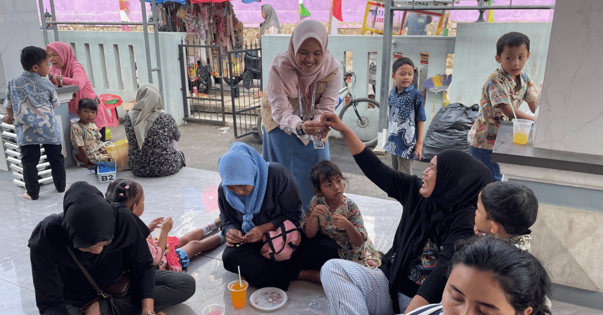 Dari Manik-Manik Jadi Karya, KKN Karuna Bhumi 240 Ajak Warga Berkreasi