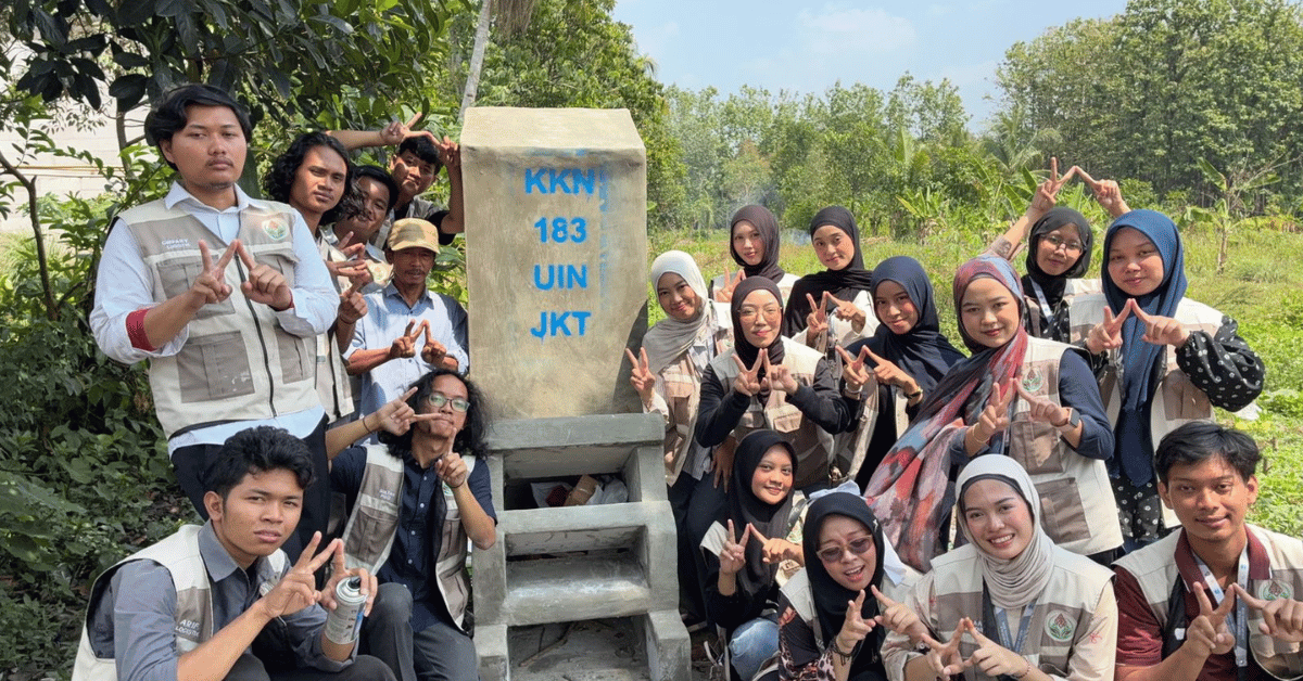 KKN 183 Vidya Niskala Hadirkan Cerobong Asap untuk Dukung Pengelolaan Sampah di Cibeuteung Muara