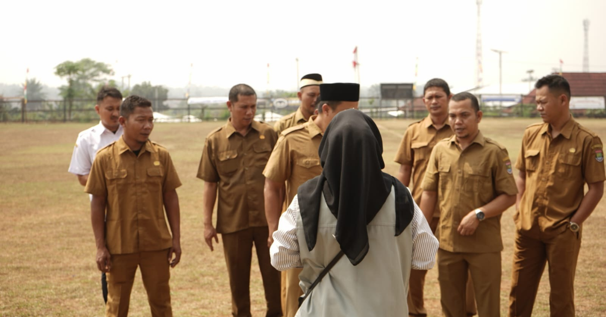 KKN 280 Dharmavira UIN Jakarta Buka Awal Pengabdian dengan Sinergi Bersama Desa Mekarsari