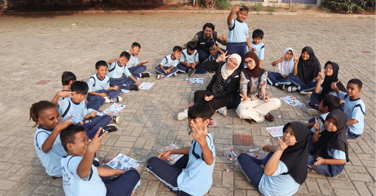 Asah Kreativitas Tanpa Batas, KKN Widyakara 241 UIN Jakarta Gelar Pelatihan Kreasi Clay di SDN Cijantra 02