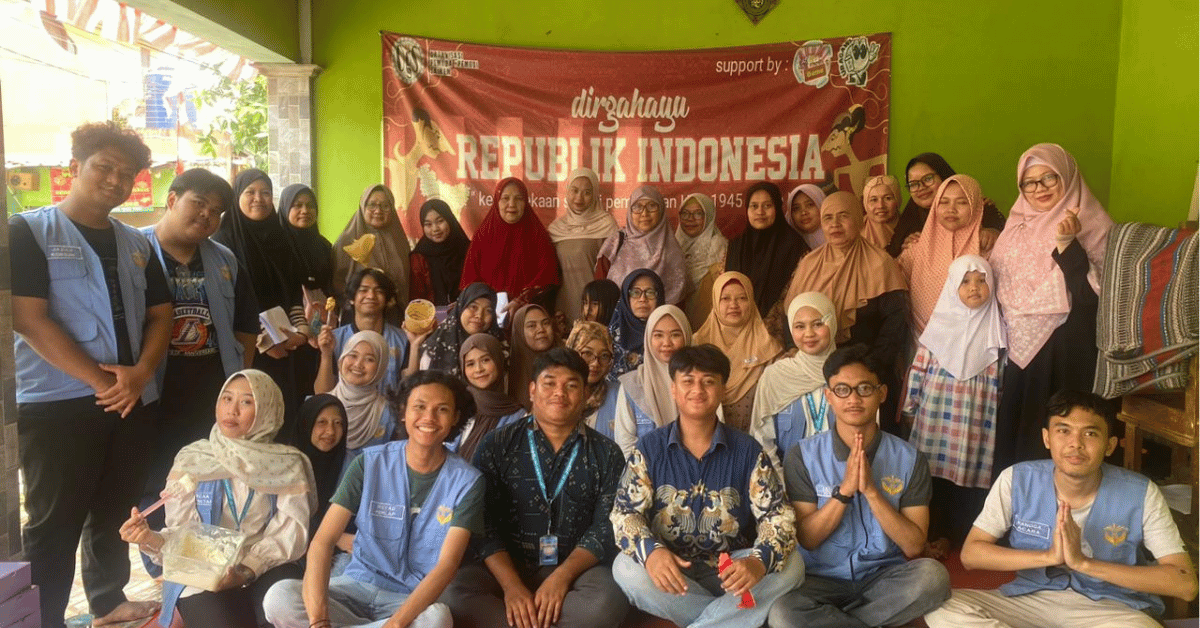Dari Limbah Menjadi Berkah, KKN 103 Jyotirvidyakarsa UIN Jakarta Edukasi Ibu-Ibu Kademangan Olah Minyak Jelantah Jadi Sabun