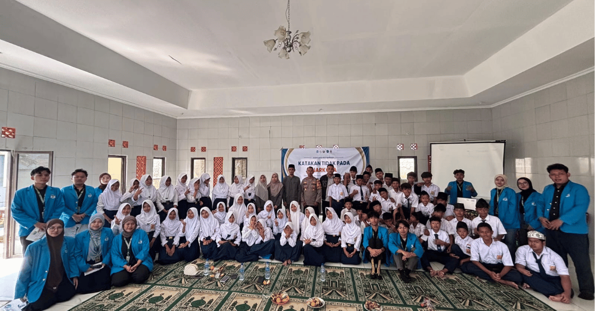 Cegah Penyalahgunaan Narkotika Sejak Dini, KKN 157 Grama Shakti UIN Jakarta Edukasi Siswa SMP Taruna Bhakti