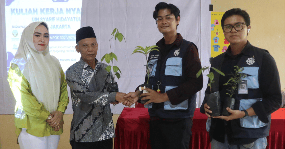 Penutupan KKN 302 Vektara UIN Jakarta, Warga Desa Marga Sari Lepas Mahasiswa dengan Haru dan Kenangan