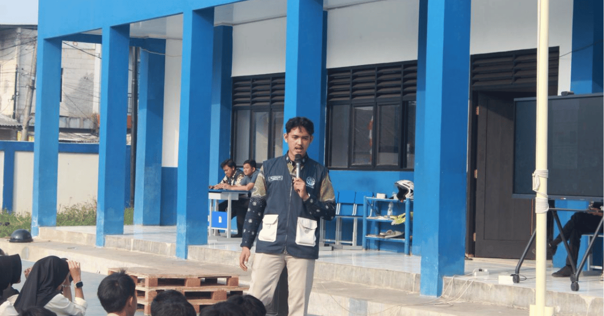 KKN Cakraya 246 UIN Jakarta Edukasi Siswa SMPN 3 Legok tentang Bahaya Judi Online