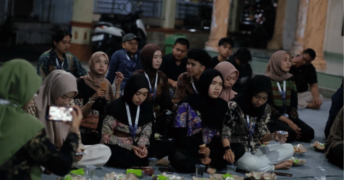 KKN 303 Sandya Radmila UIN Jakarta Gelar Seminar Kesehatan Mental dan Terapi Islami bagi Masyarakat Desa Matagara