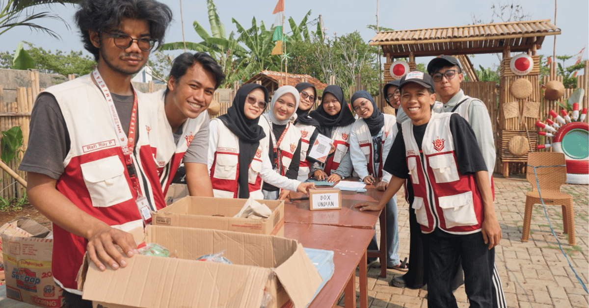 KKN Amerta 149 UIN Jakarta Gelar Pasar Murah untuk Masyarakat Desa Ciapus