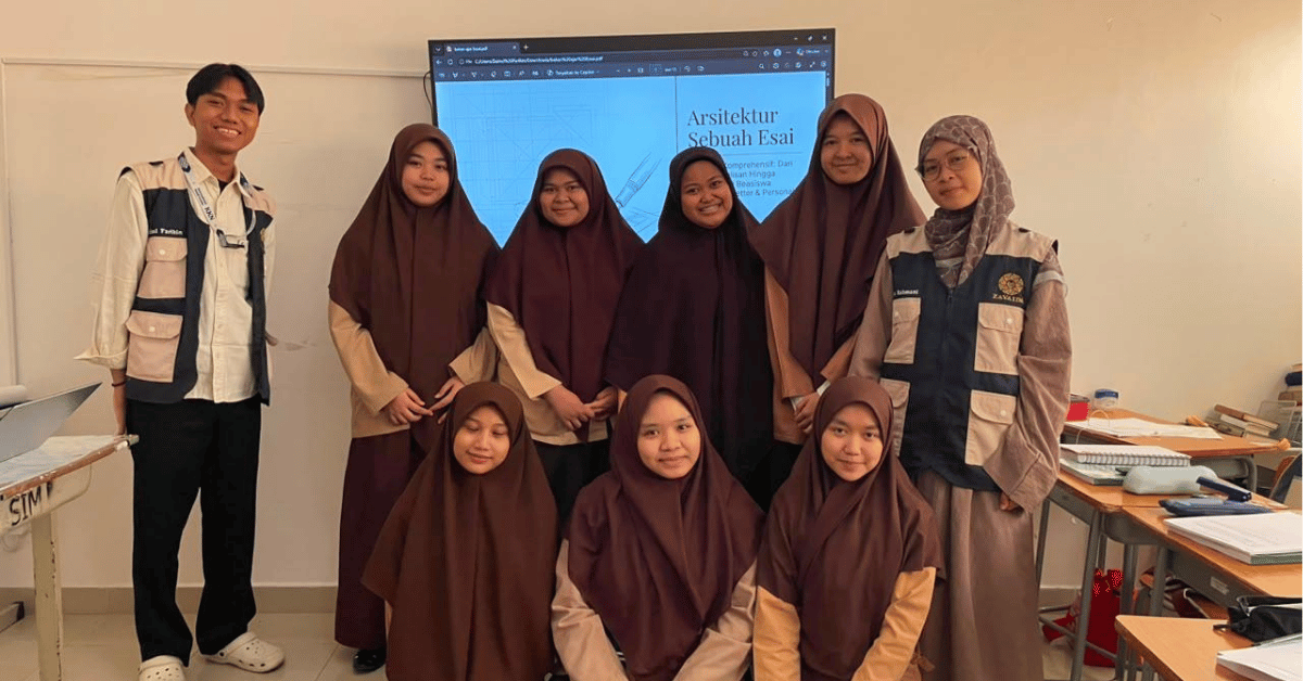 Bantu Pelajar Indonesia Makkah Kejar Kampus Impian, KKN Internasional UIN Jakarta Gelar Pelatihan Esai Beasiswa