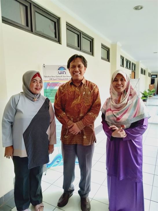 Dekan dan dosen bersama wali mahasiswa