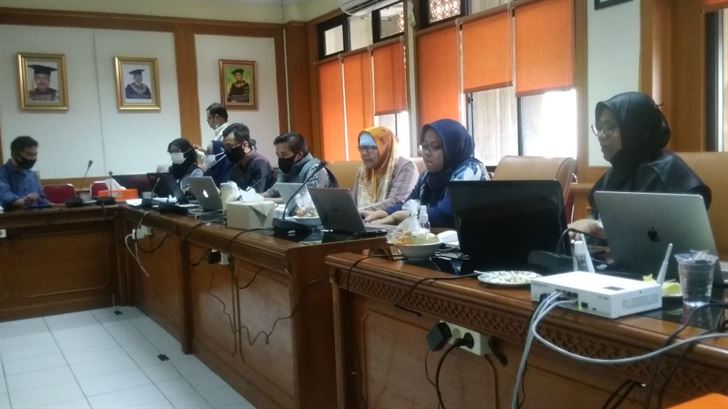 Rapat Pemenuhan Indikator Kinerja Utama Fakultas Dakwah dan Ilmu Komunikasi UIN Syarif Hidayatullah Jakarta