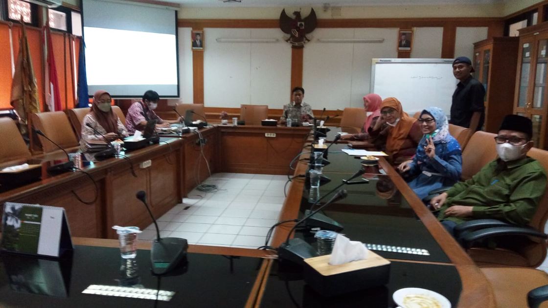 Komunikasi Persuasif dalam LDK UIN dan LDK Salam UI