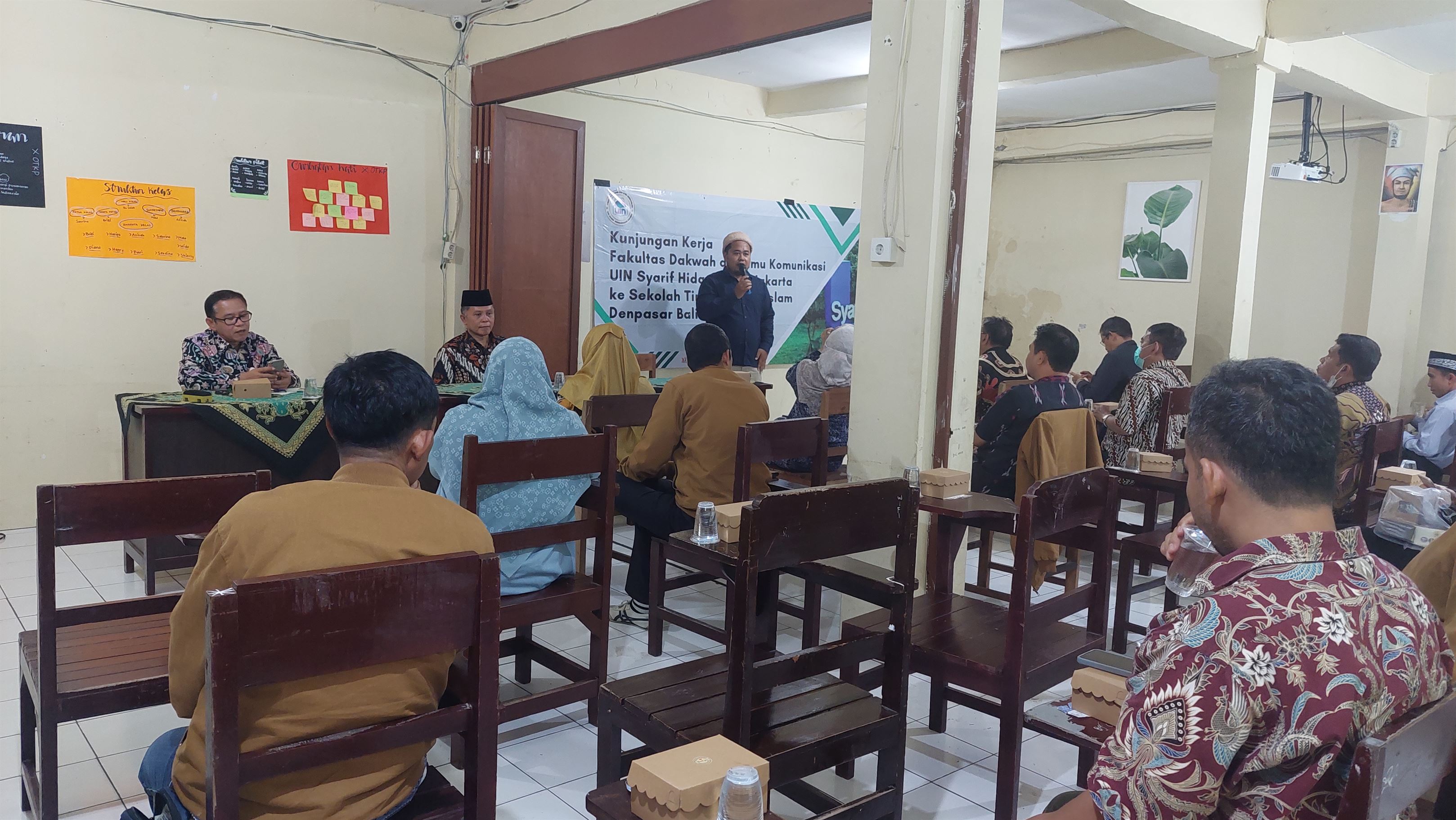 Kunjungan Kerja FDIKOM ke STAI Denpasar