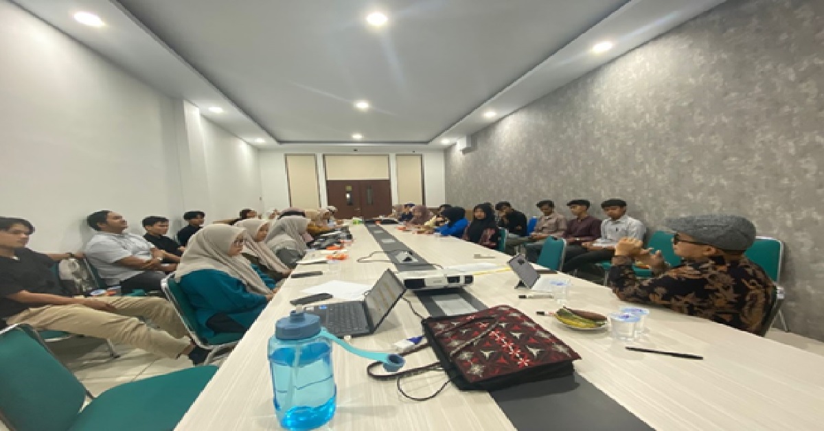 Dosen PMI UIN Syarif Hidayatullah Jakarta Memberikan Kuliah di UIN Aceh dengan tema : Data Sebagai Jalan Pengetahuan untuk Aksi Pemberdayaan