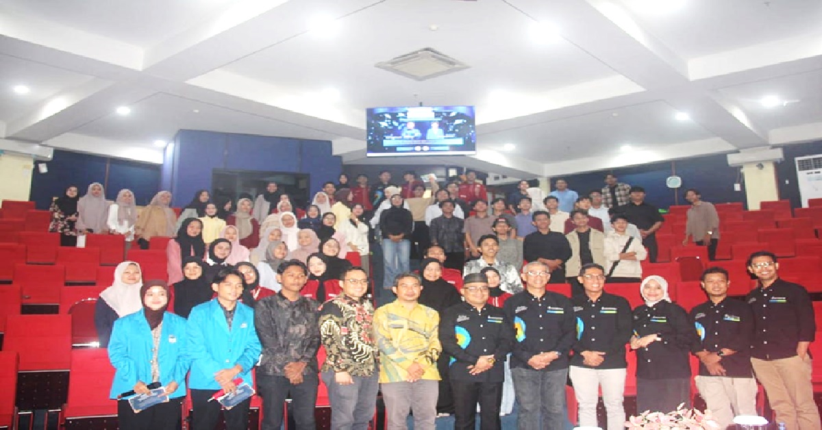 Seminar “Asuransi Syariah dalam Industri Non Bank untuk Meningkatkan Literasi dan Konsentrasi MLKS”